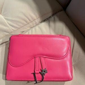 Pink Makeup Case With Mirror/Christian Dior Addict Can’t Get Enough Vanity Case